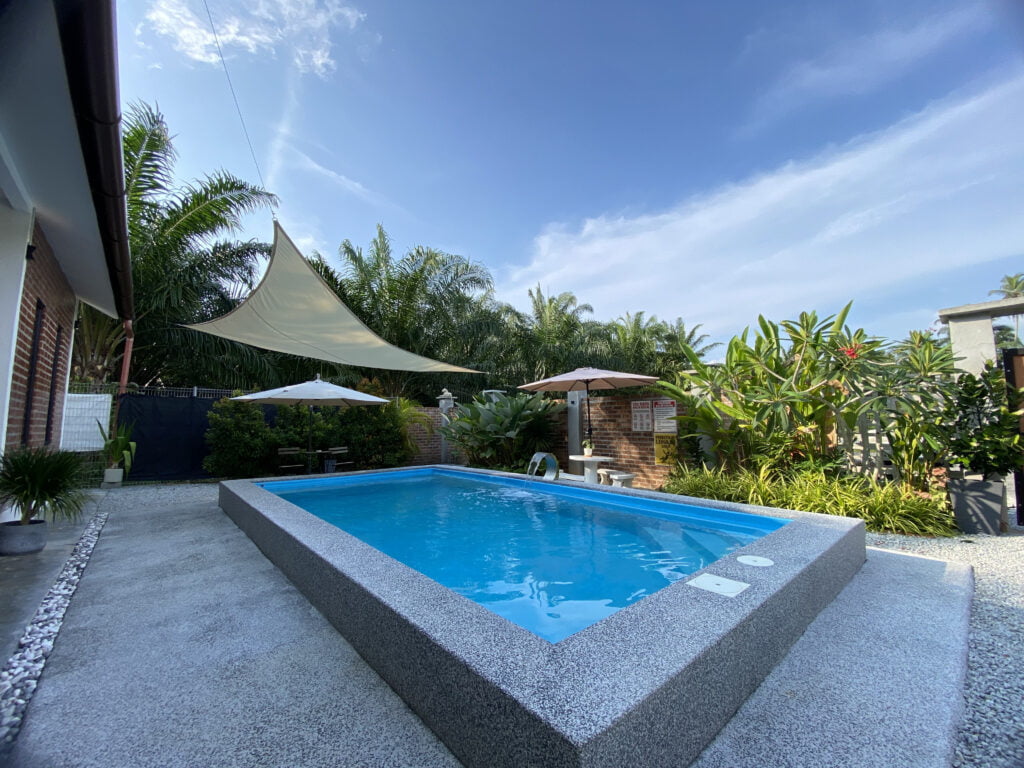 The Ruma Swimming Pool Homestay Ruma Teduh di Banting Selangor